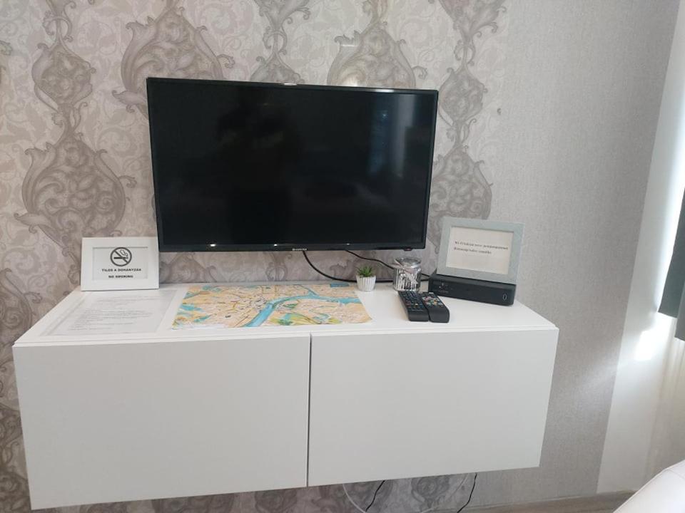 Pompar Belvarosi Apartman Szegedin Exterior foto