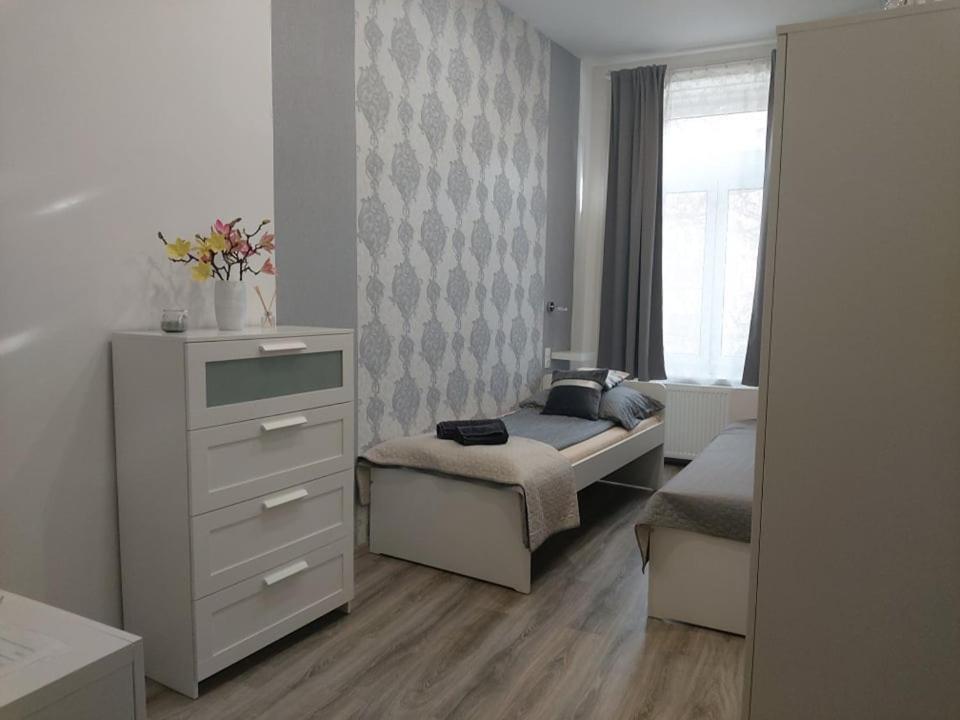 Pompar Belvarosi Apartman Szegedin Exterior foto
