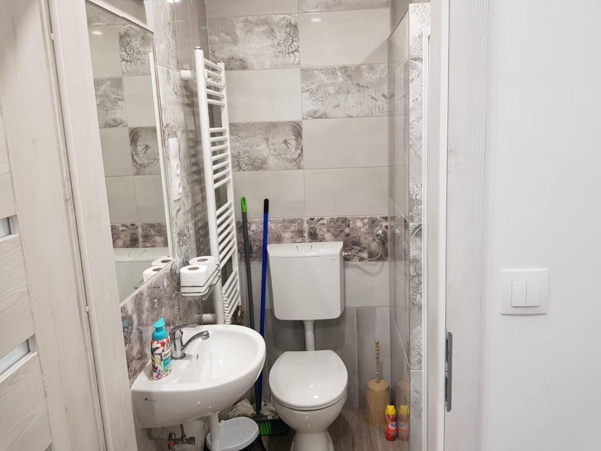 Pompar Belvarosi Apartman Szegedin Exterior foto