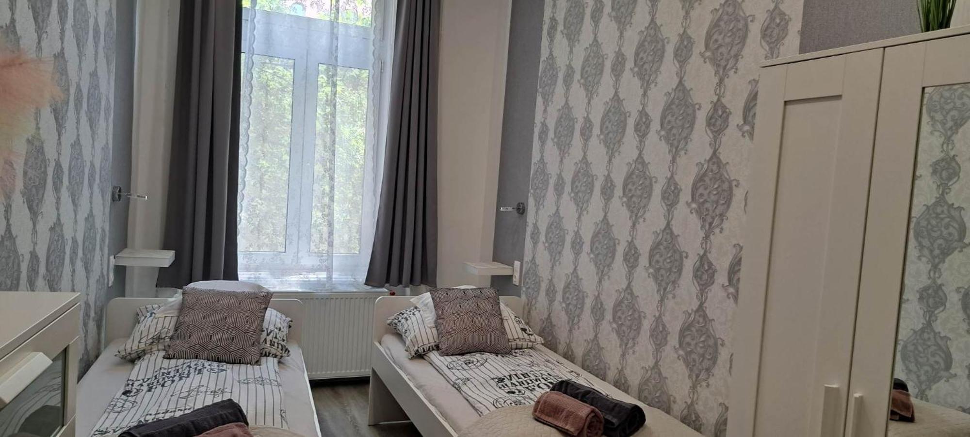 Pompar Belvarosi Apartman Szegedin Exterior foto